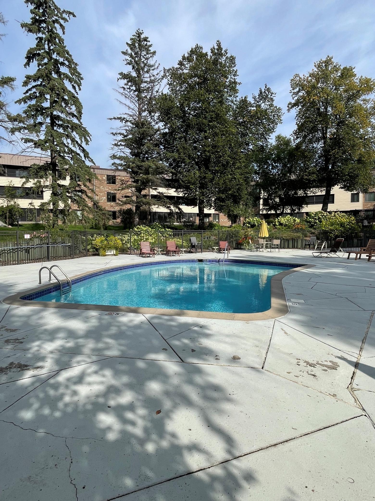 7510 Cahill Road, Unit 119B Edina, MN 55439 - Photo 19 of 27