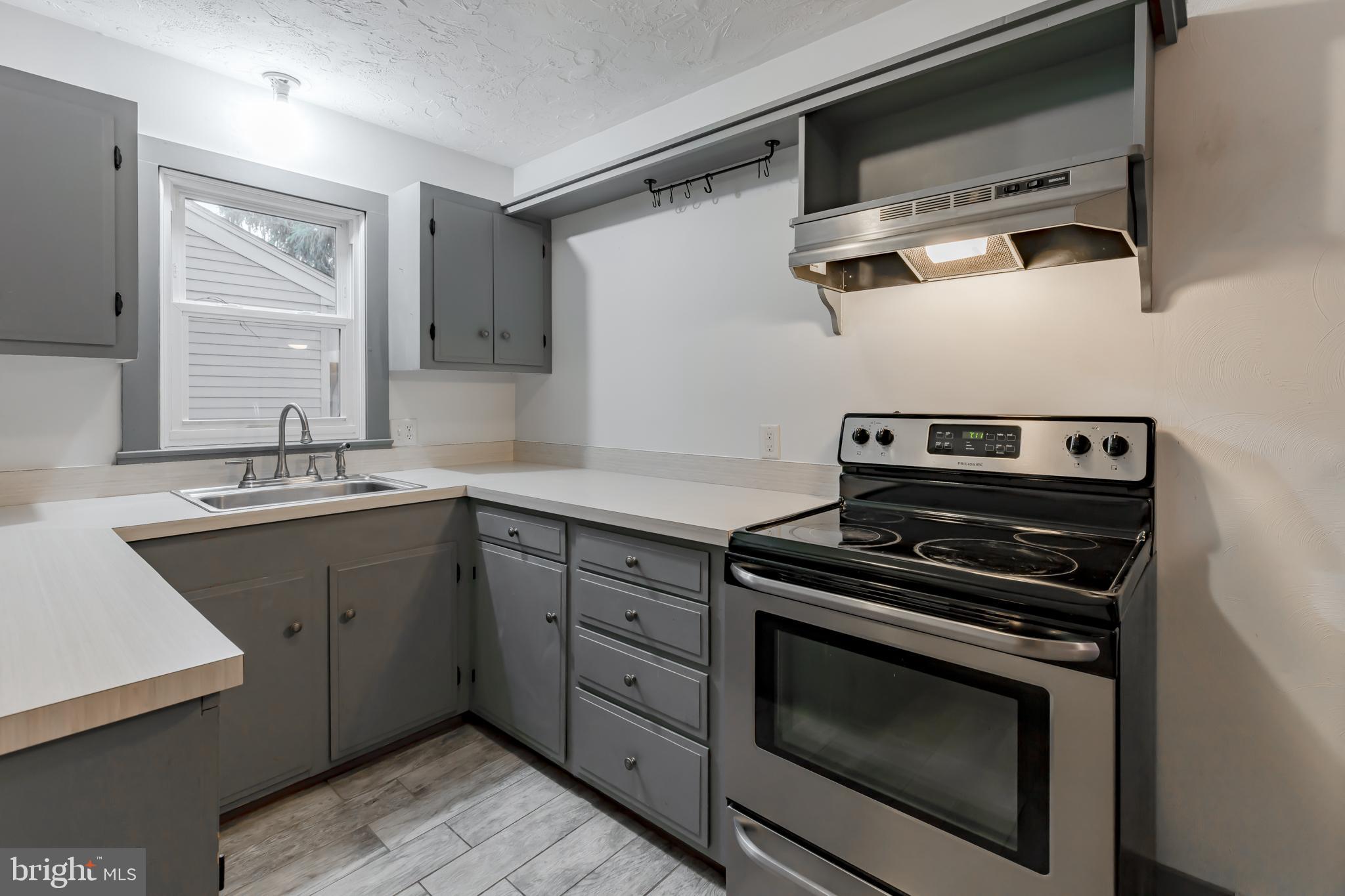 623 Gay Street Hanover, PA 17331 - Photo 14 of 44 Kitchen