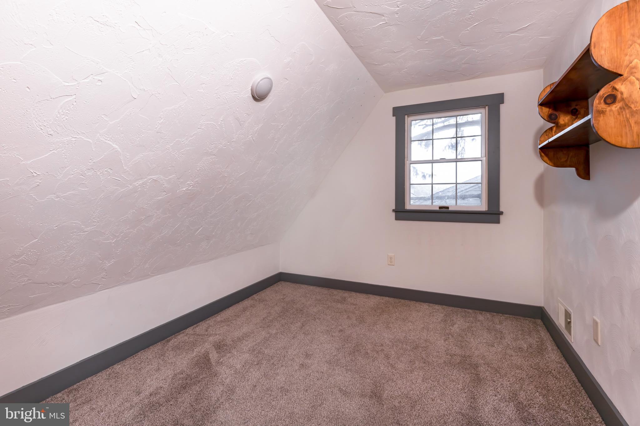 623 Gay Street Hanover, PA 17331 - Photo 25 of 44 2nd Floor Bedroom