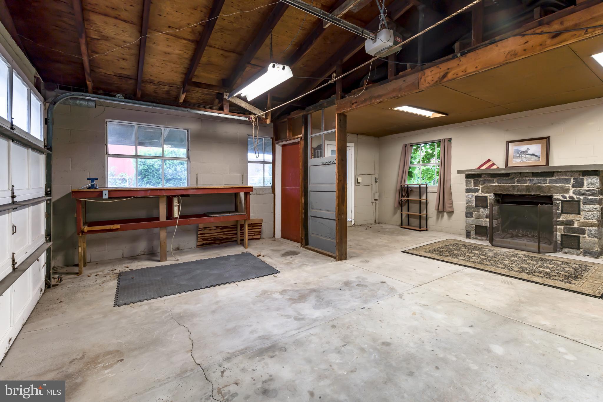 623 Gay Street Hanover, PA 17331 - Photo 34 of 44 Garage/Workshop