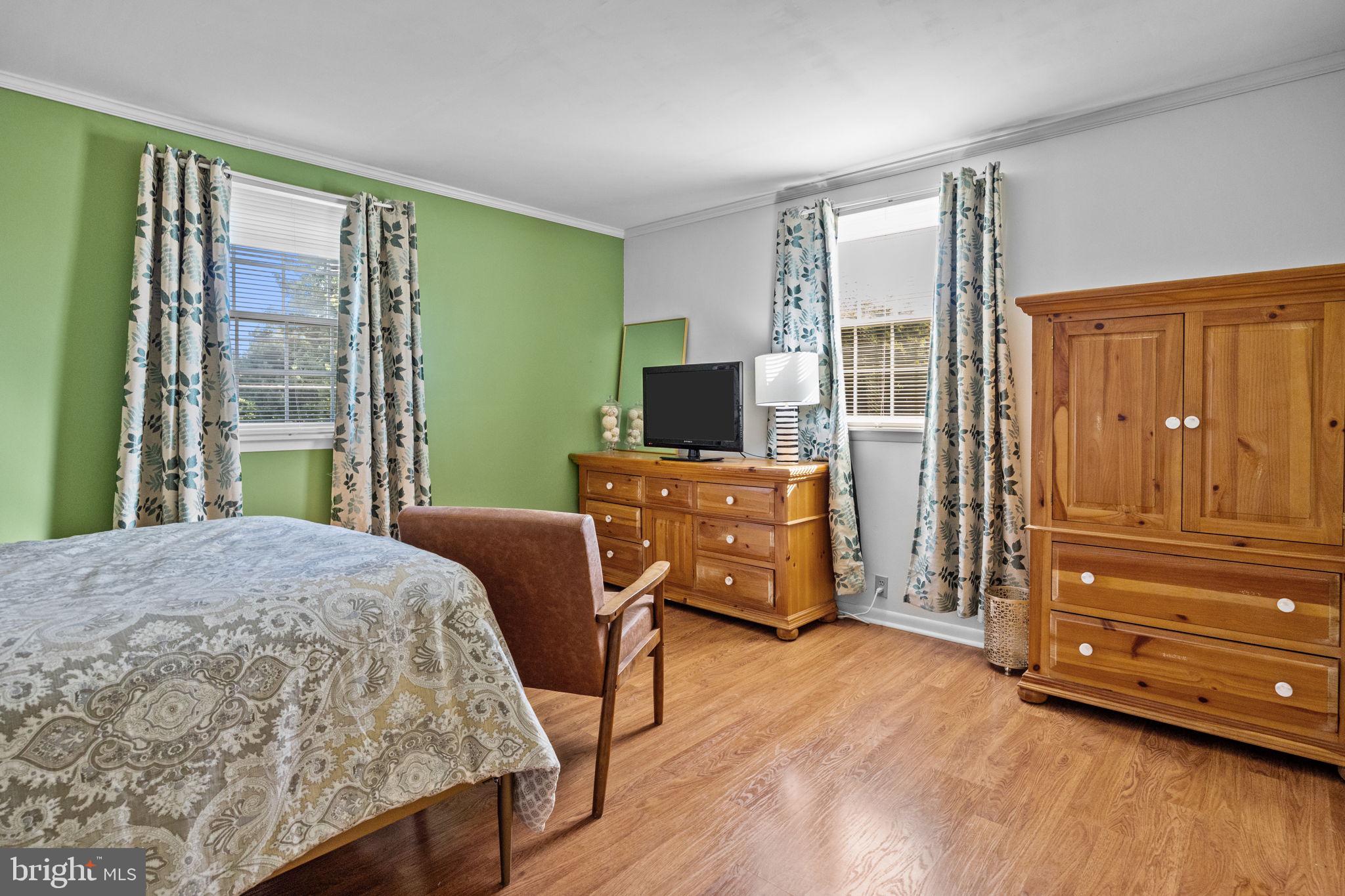 328 Overlook Drive Warminster, PA 18974 - Photo 15 of 37