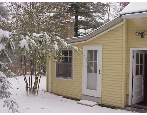 330 Coles Meadow Road Northampton, MA 01060 - Photo 5 of 6 Gallery Image 5