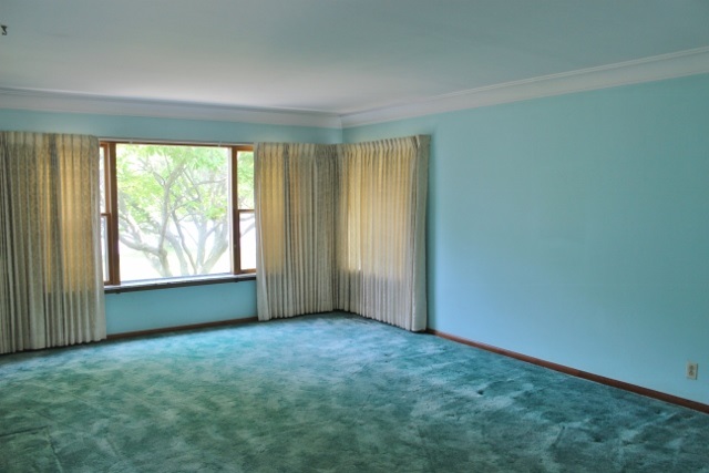 111 Surrey Road St. Louis, MI 48880 - Photo 2 of 35 1801537-1.JPG