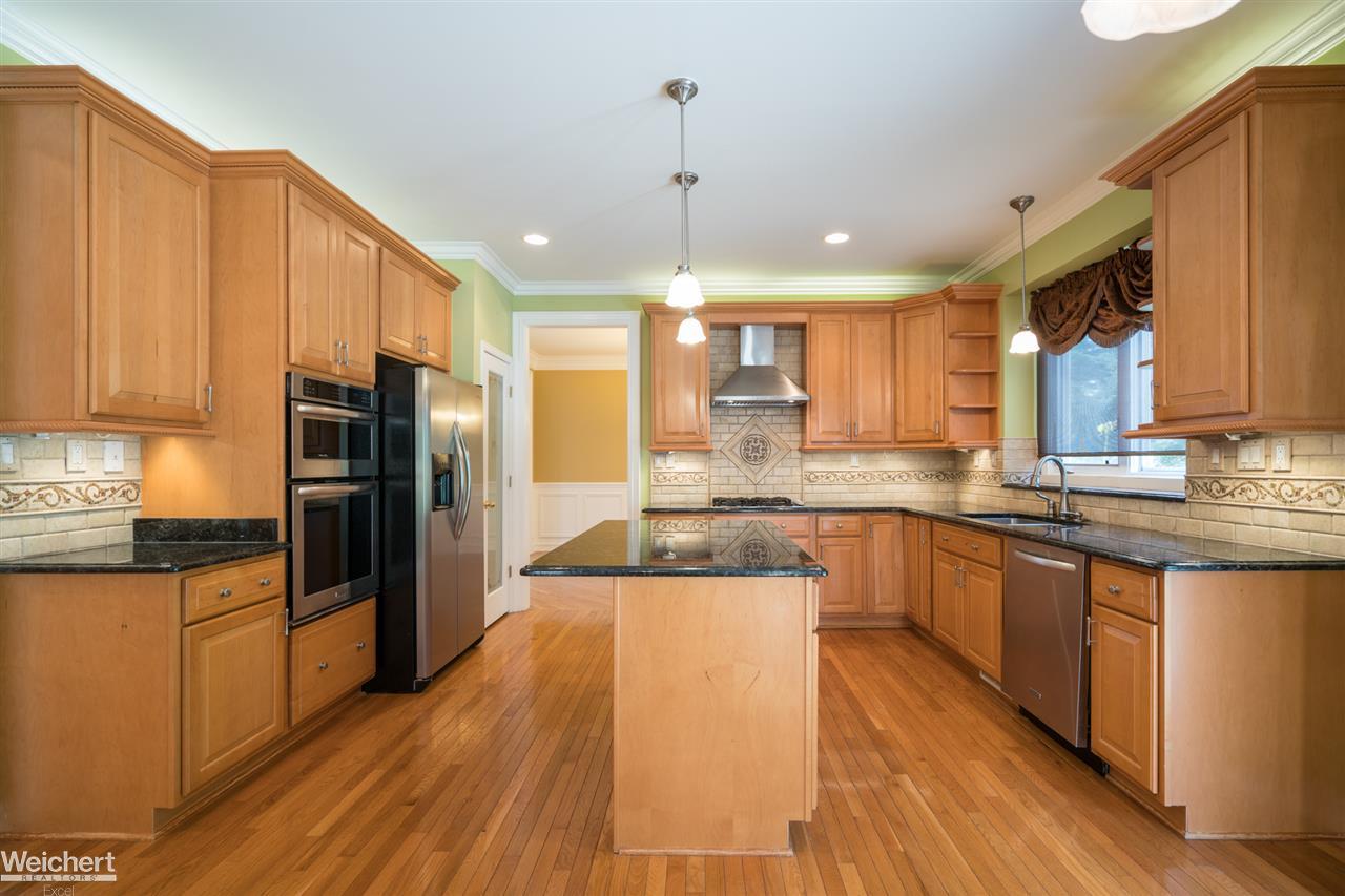 1139 Krista Lane Rochester, MI 48307 - Photo 17 of 59 31338879-16.JPG