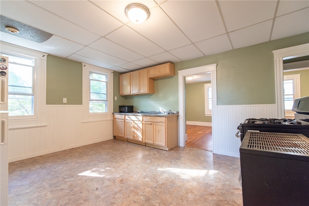 414 Rathbun Street Woonsocket, RI 02895 - Photo 25 of 40