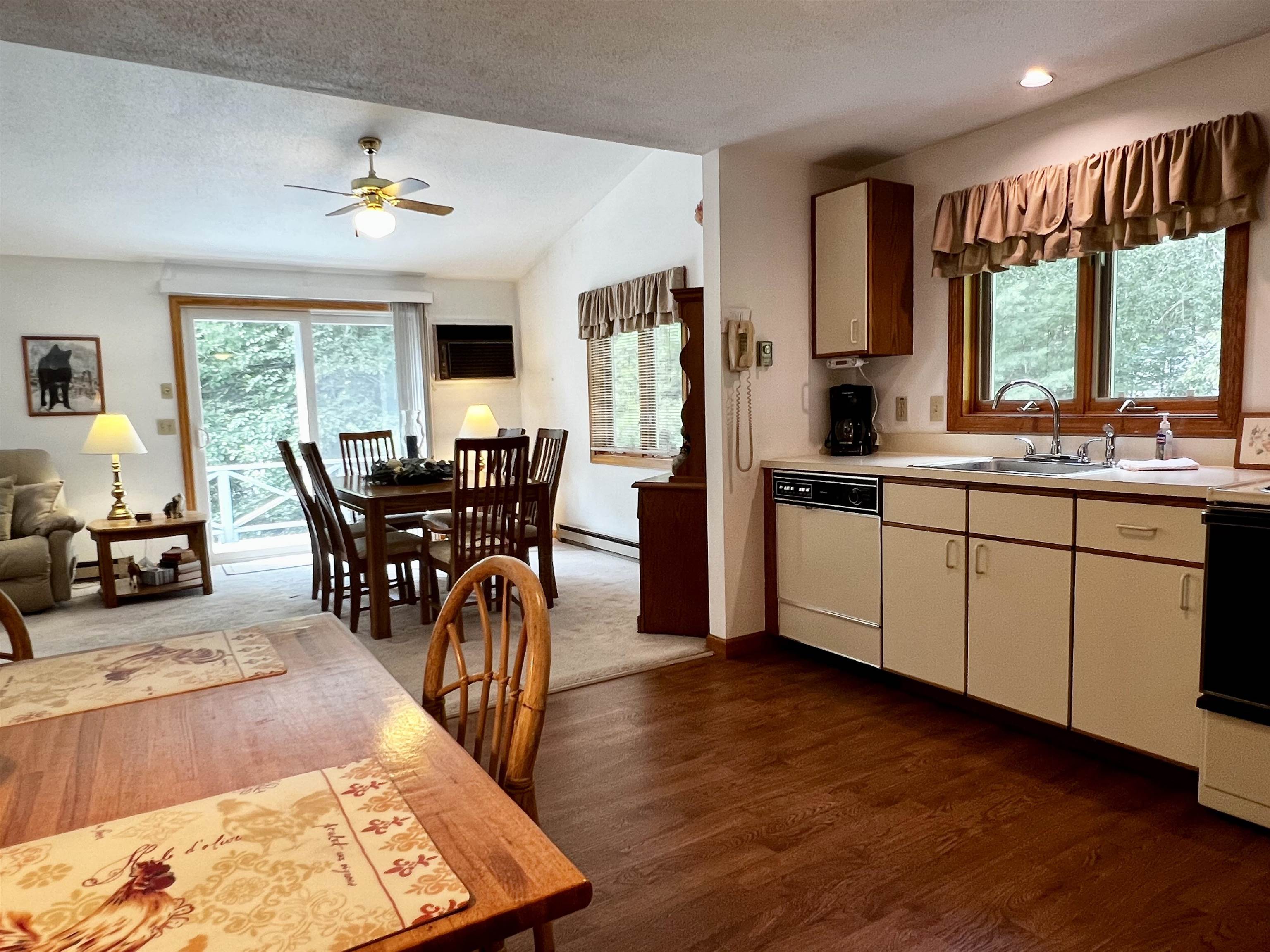 56 Partridge Run Conway, NH 03813 - Photo 4 of 40
