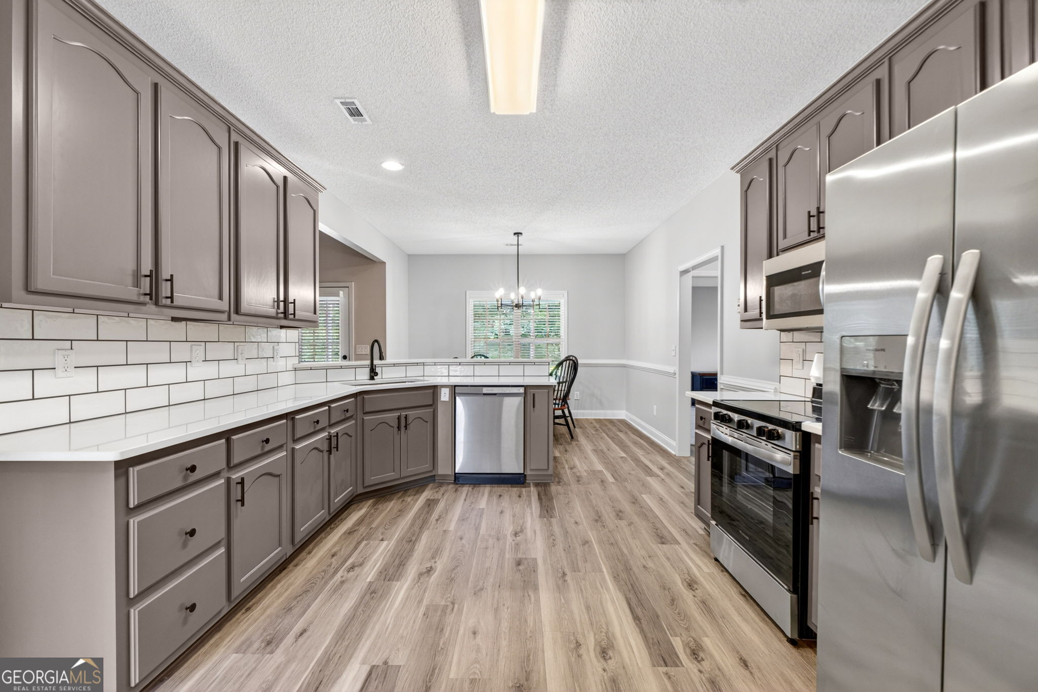 229 Hummingbird Court Hampton, GA 30228 - Photo 12 of 45