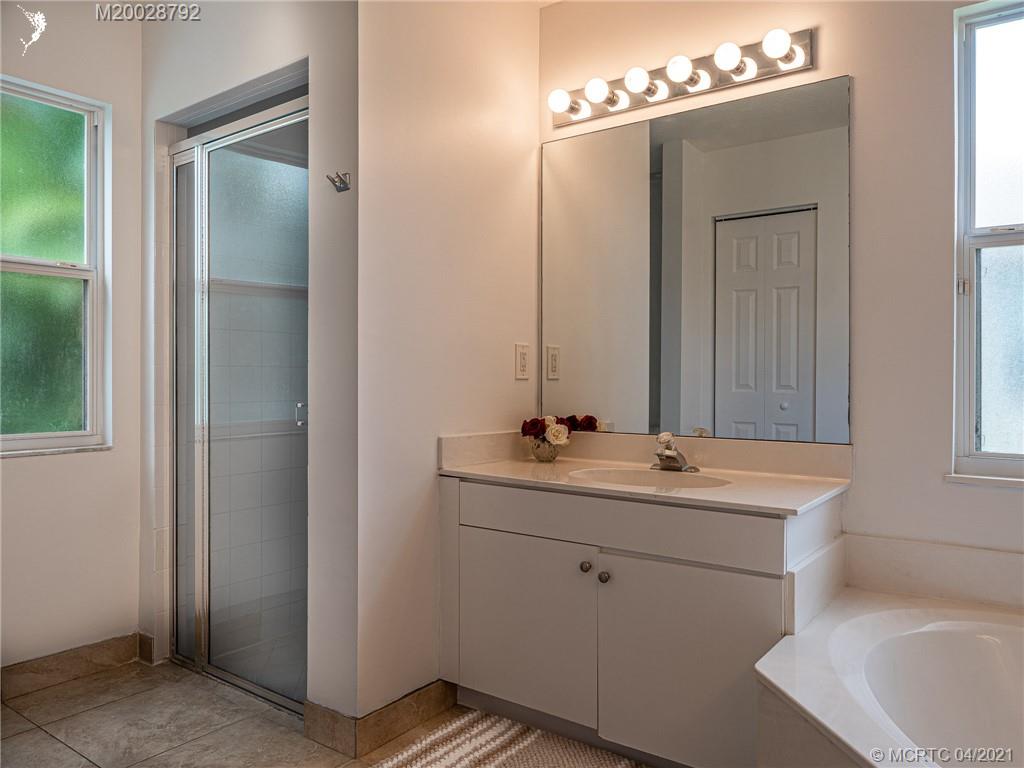 8906 Southwest Caprice Circle Stuart, FL 34997 - Photo 11 of 23 Gallery Image 11