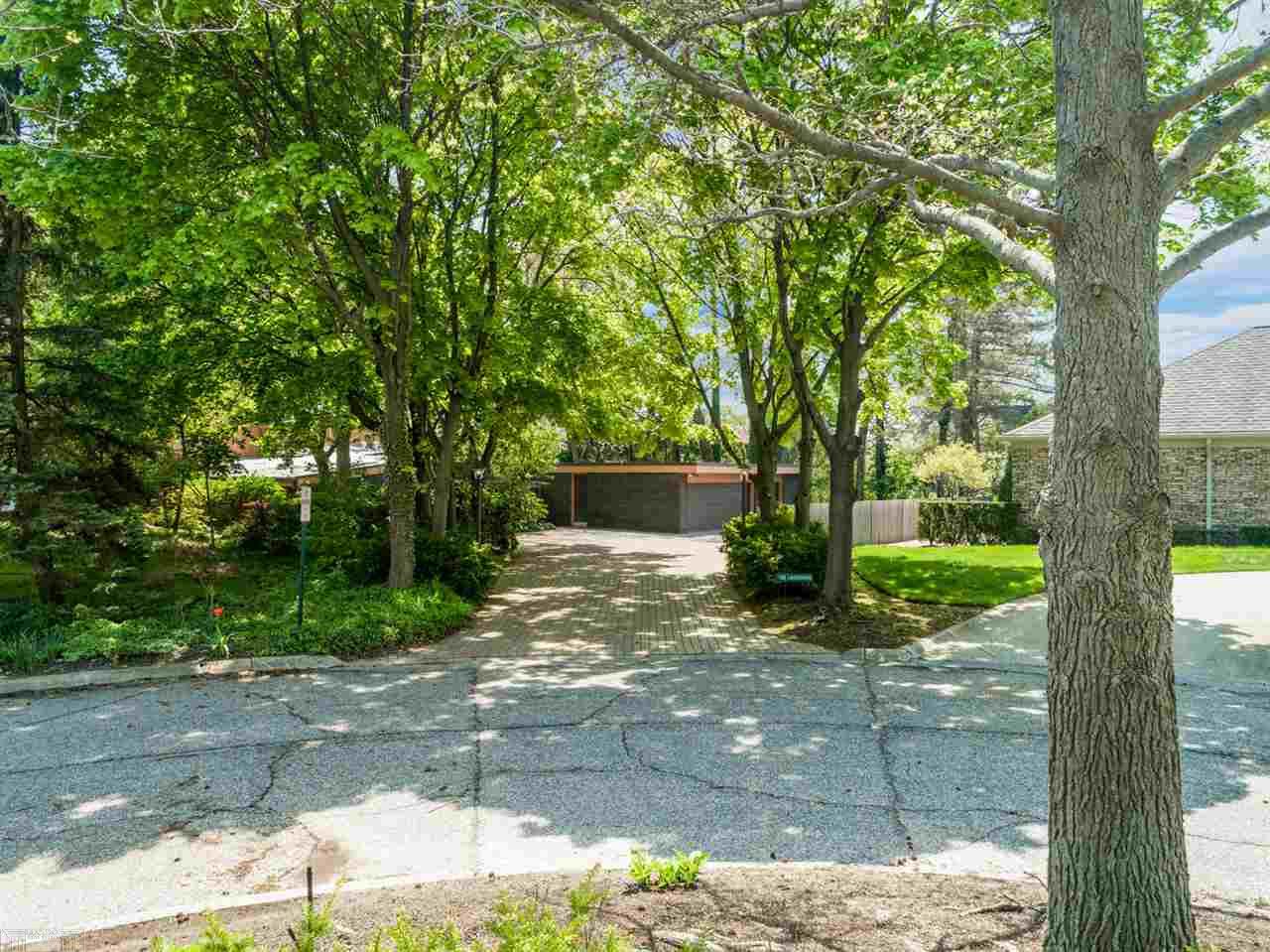 735 Lake Shore Road Grosse Pointe Shores, MI 48236 - Photo 96 of 98