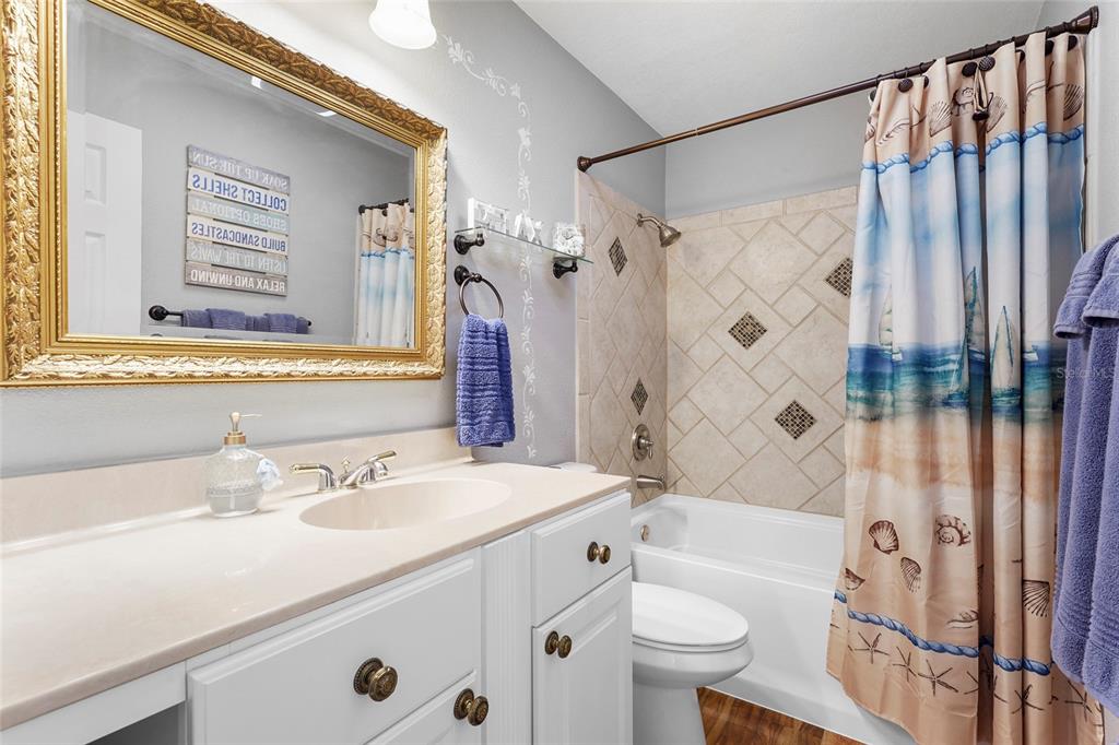 1143 Longfellow Road Sarasota, FL 34243 - Photo 12 of 52