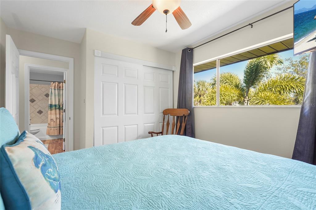 1143 Longfellow Road Sarasota, FL 34243 - Photo 37 of 52