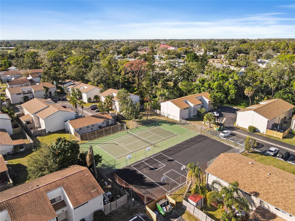 1143 Longfellow Road Sarasota, FL 34243 - Photo 48 of 52