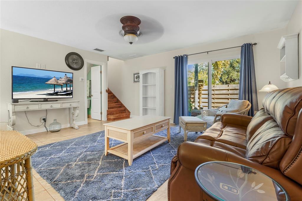 1143 Longfellow Road Sarasota, FL 34243 - Photo 6 of 52