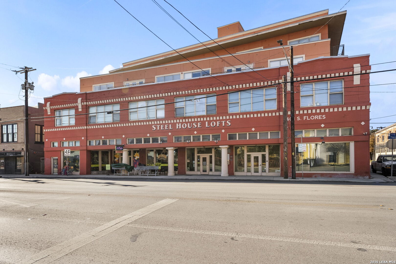 1401 South Flores St Unit 215  