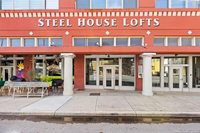 a picture of city view