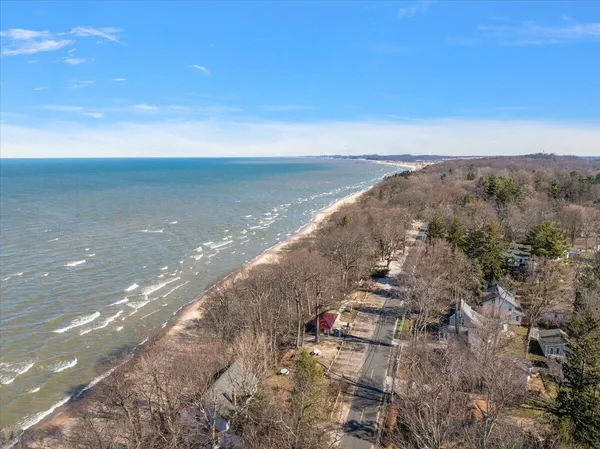 $949,000 | 35 Ferry Street, Douglas, MI 49406