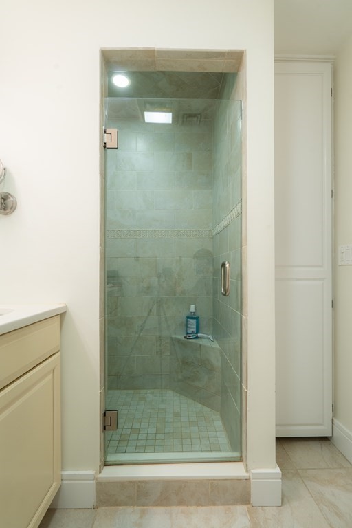 69 St Botolph Street, Unit 4 Boston, MA 02116 - Photo 12 of 19