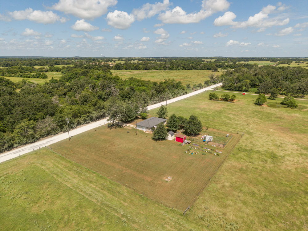 978 Holly Cemetery Road Franklin, TX 77856 - Photo 33 of 33