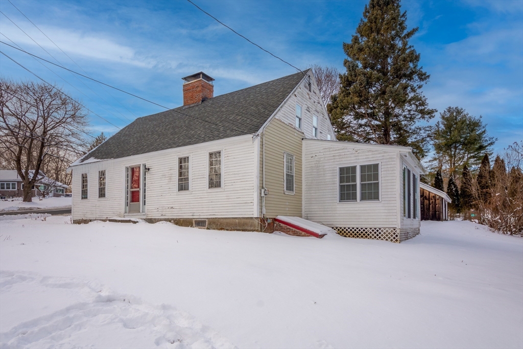129 Whitehall Road Amesbury, MA 01913 - Photo 15 of 16