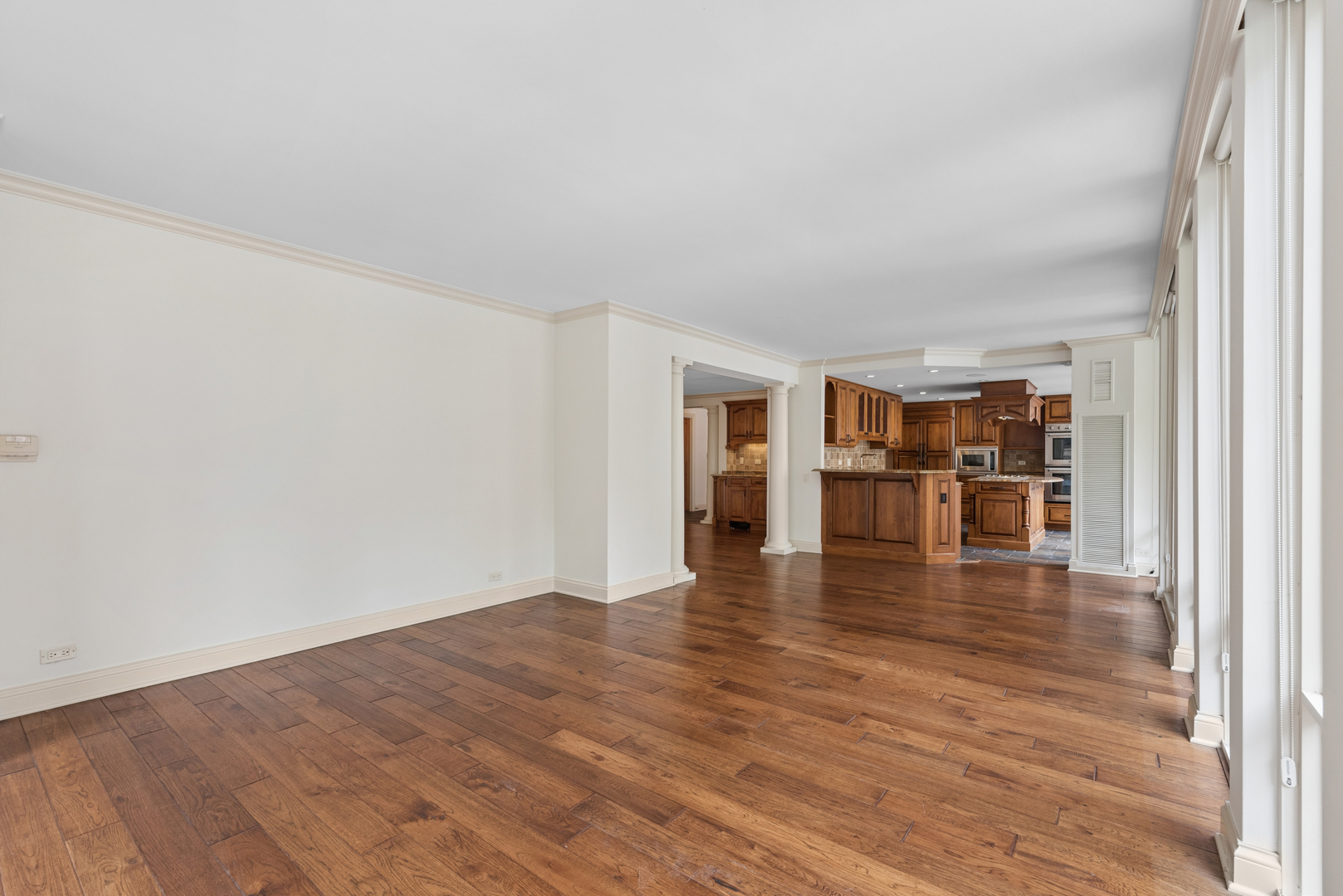 200 East Delaware Place, Unit 4DE Chicago, IL 60611 - Photo 10 of 47