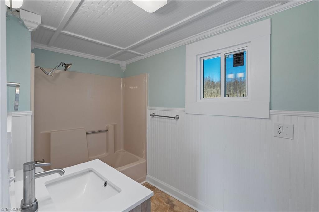 4254 Sparta Road North Wilkesboro, NC 28659 - Photo 27 of 46