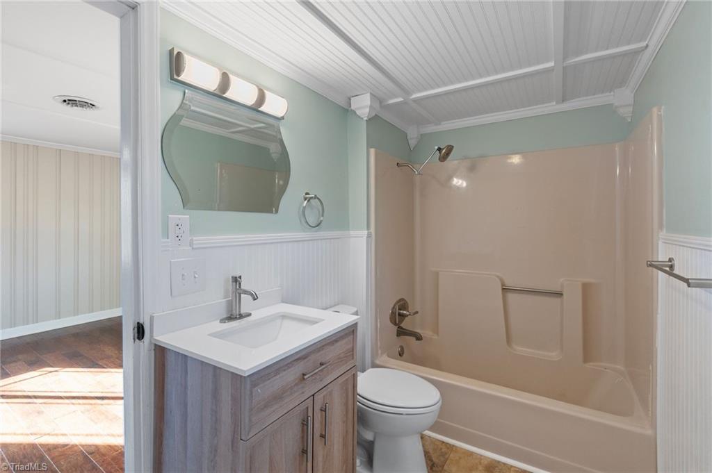 4254 Sparta Road North Wilkesboro, NC 28659 - Photo 28 of 46