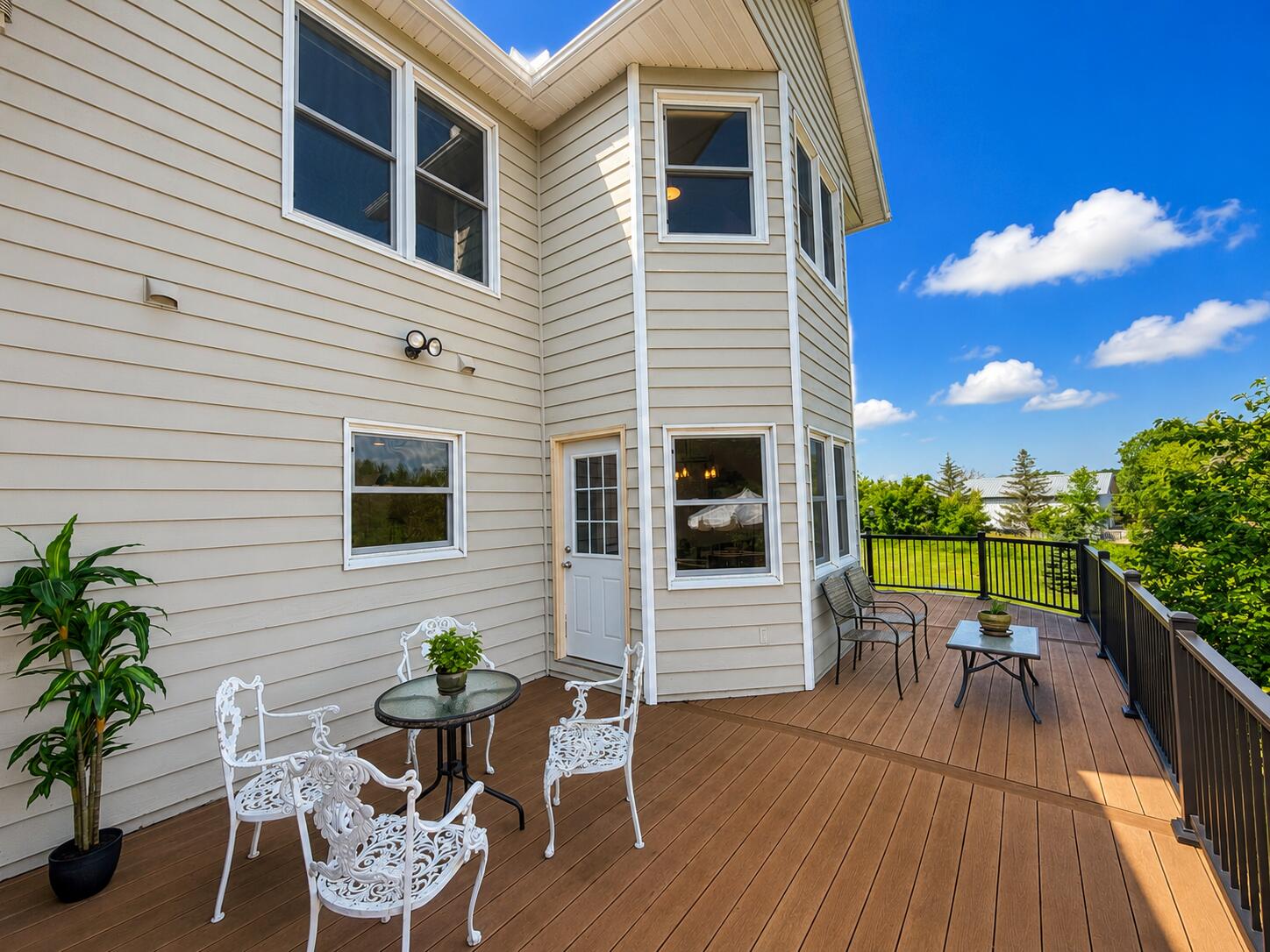 2220 Garvin Heights Road Winona, MN 55987 - Photo 35 of 59 35 deck