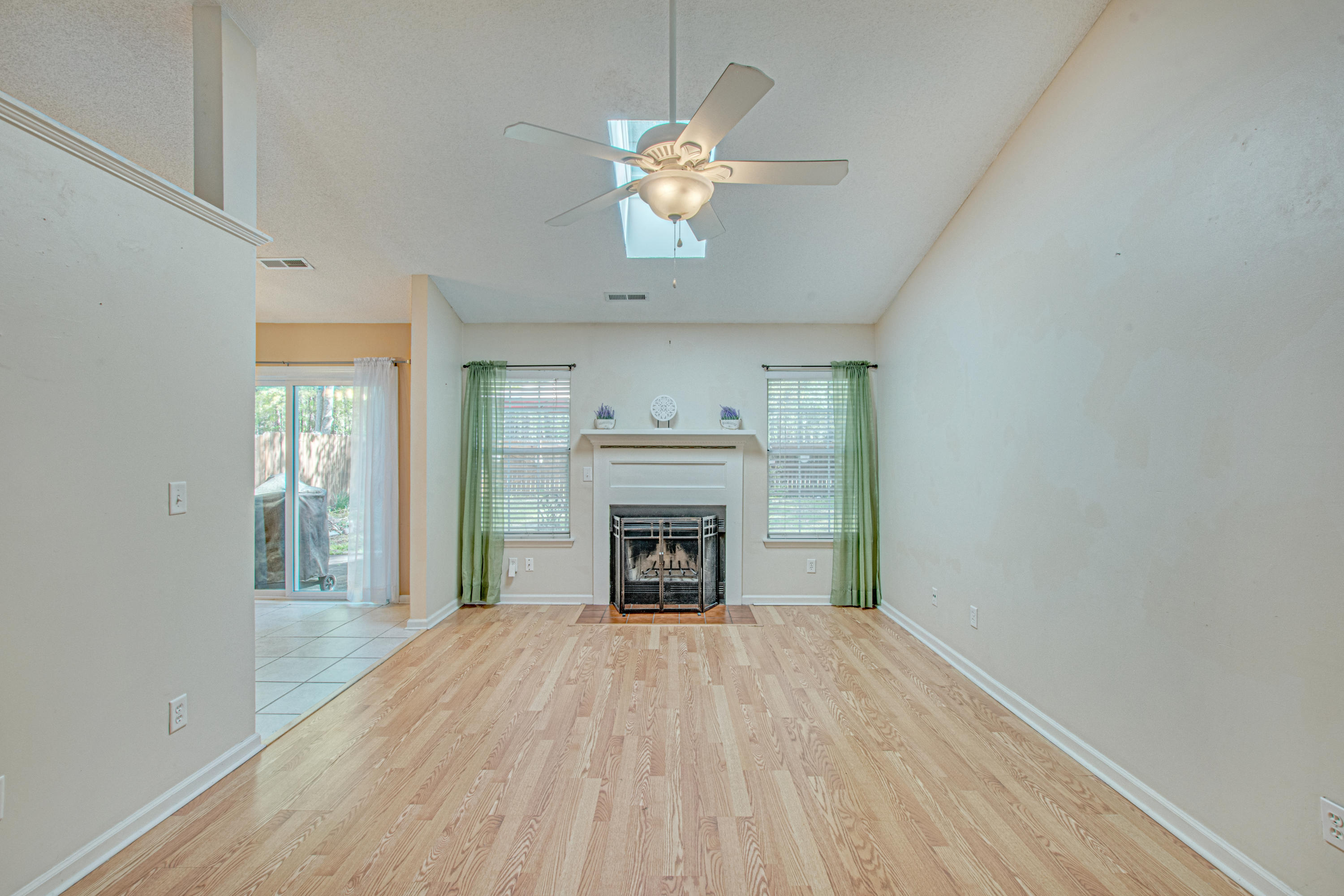9502 One Notch Road Ladson, SC 29456 - Photo 4 of 9 17 (6)