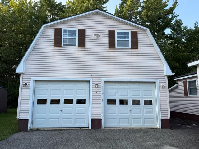 $159,900 | 79 Cedar Street, Millinocket, ME 04462