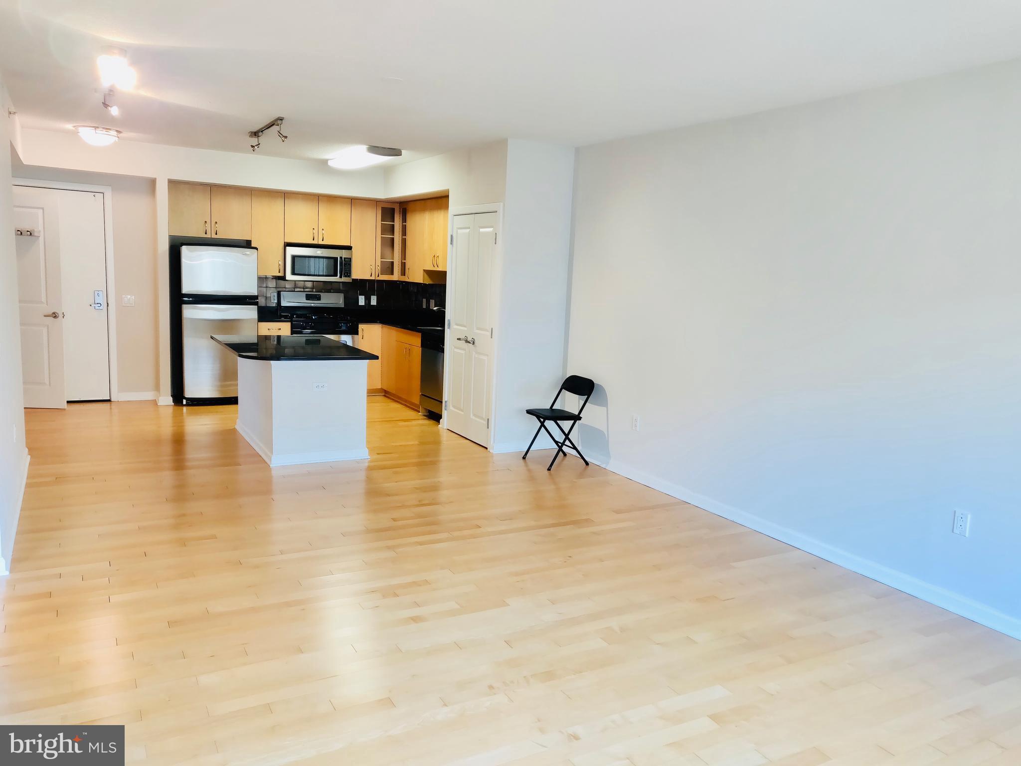 440 L Street Northwest, Unit 906 Washington, DC 20001 - Photo 5 of 31