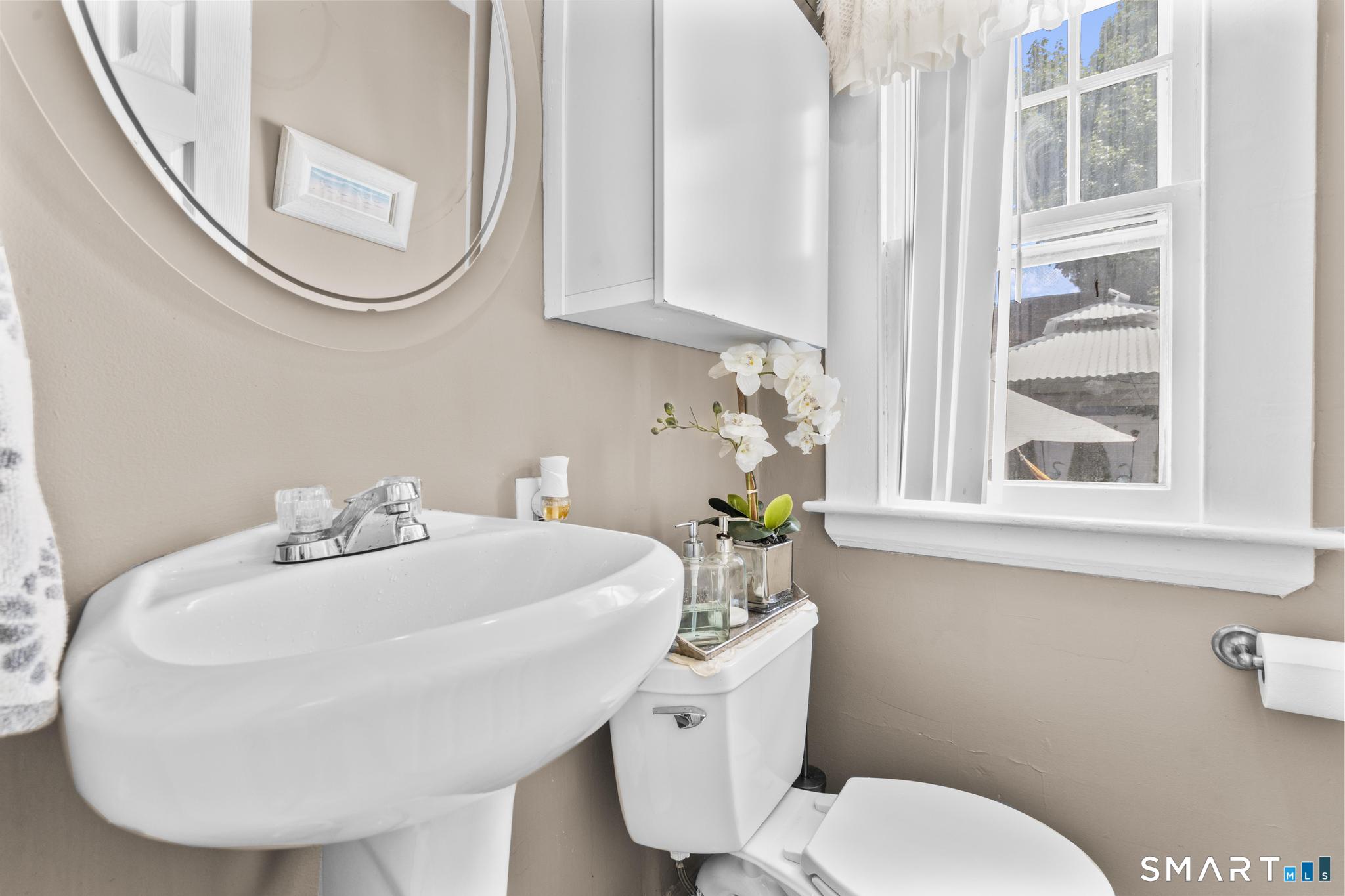 30 Edwin Avenue Waterbury, CT 06708 - Photo 13 of 23 Gallery Image 13