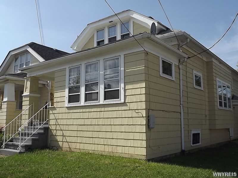 244 Roesch Avenue Buffalo, NY 14207 - Photo 1 of 1 Exterior Front.