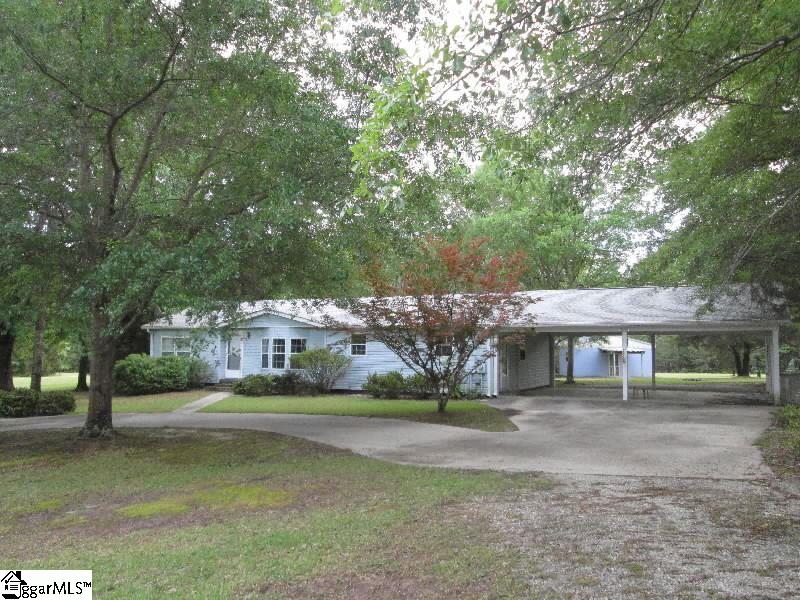 3740 Georgia Road Gray Court, SC 29645 - Photo 1 of 10