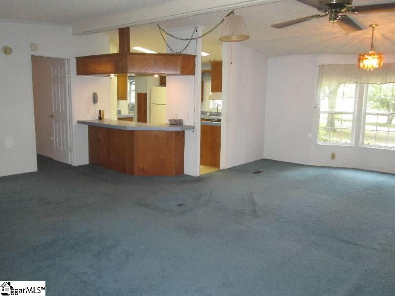 3740 Georgia Road Gray Court, SC 29645 - Photo 5 of 10