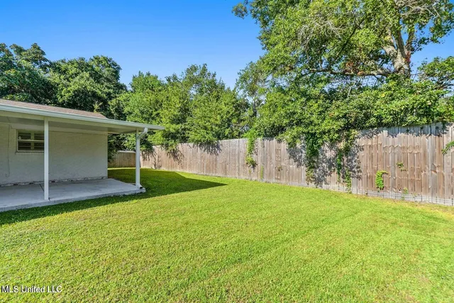 $345,000 | 201 Walnut Drive, Ocean Springs, MS 39564