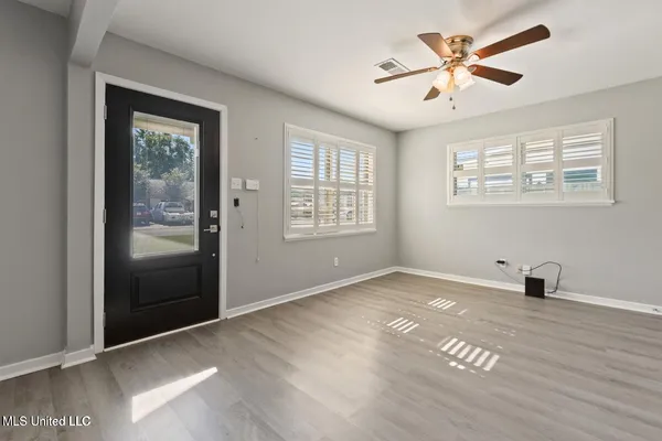 $329,900 | 201 Walnut Drive, Ocean Springs, MS 39564