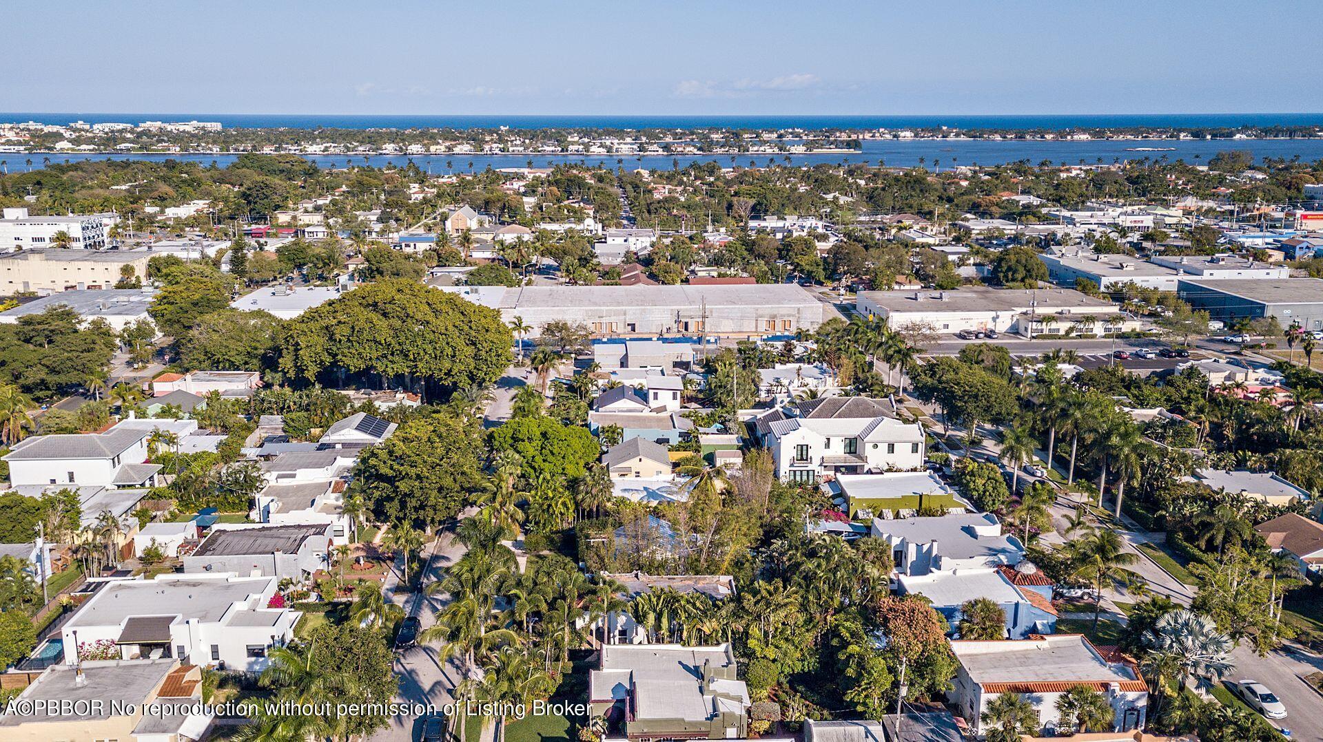 612 Upland Road West Palm Beach, FL 33401 - Photo 23 of 24 an aerial view of residential building with green space