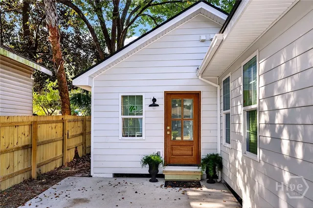 $525,000 | 1223 East 38th Street, Savannah, GA 31404