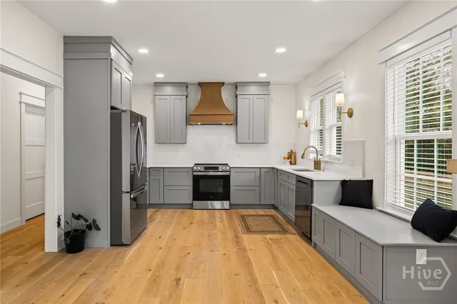 $525,000 | 1223 East 38th Street, Savannah, GA 31404