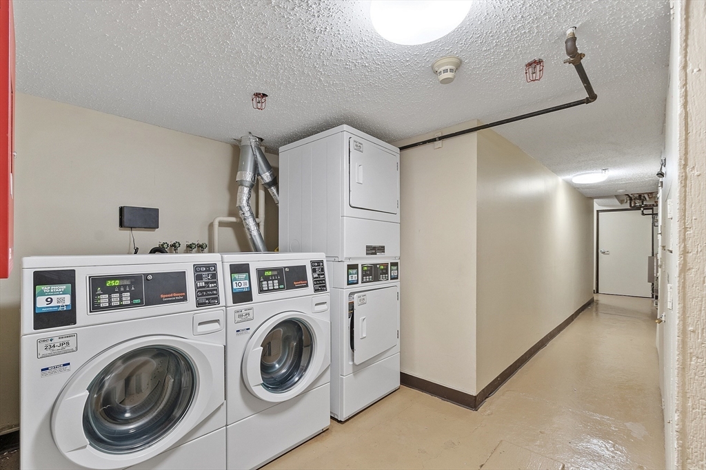 21 Clark's Road, Unit 103 Amesbury, MA 01913 - Photo 14 of 22 Gallery Image 14