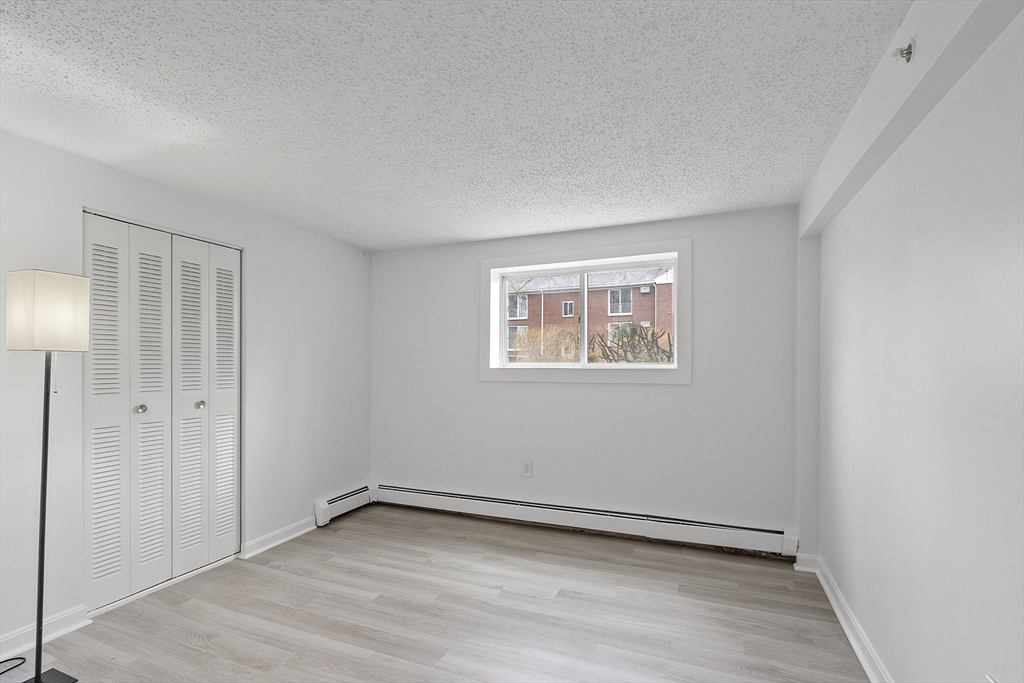 21 Clark's Road, Unit 103 Amesbury, MA 01913 - Photo 10 of 22 Gallery Image 10