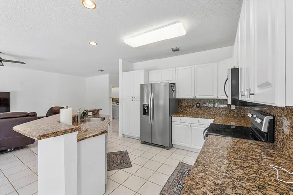 $4,600 | 15883 Northwest 11th Street, Pembroke Pines, FL 33028