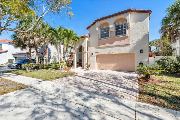 $4,600 | 15883 Northwest 11th Street, Pembroke Pines, FL 33028