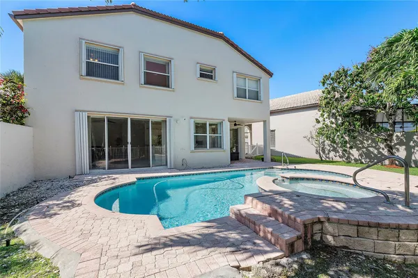 $4,600 | 15883 Northwest 11th Street, Pembroke Pines, FL 33028