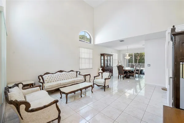 $4,600 | 15883 Northwest 11th Street, Pembroke Pines, FL 33028