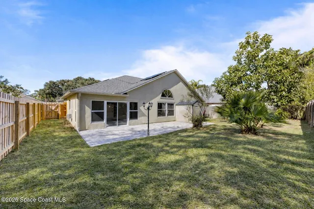 $2,700 | 1915 Worchester Way, Merritt Island, FL 32953