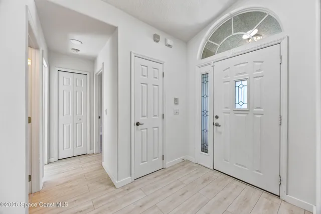 $2,700 | 1915 Worchester Way, Merritt Island, FL 32953