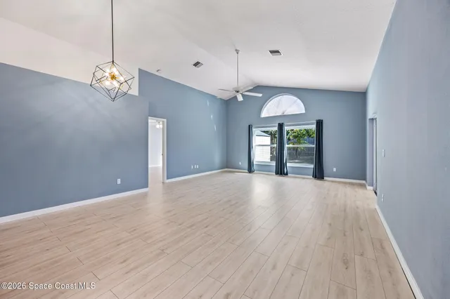 $2,700 | 1915 Worchester Way, Merritt Island, FL 32953