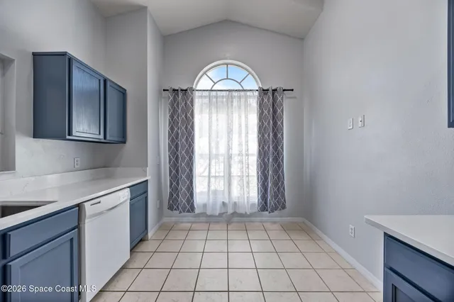 $2,700 | 1915 Worchester Way, Merritt Island, FL 32953