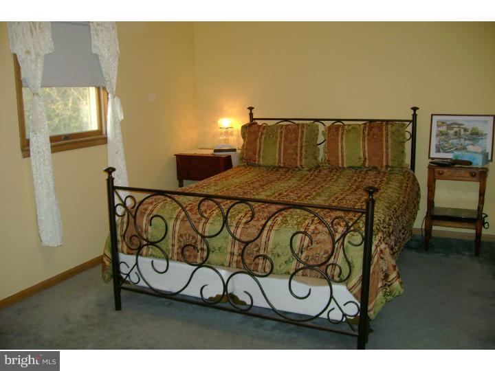 119 Oxford Road Cinnaminson, NJ 08077 - Photo 14 of 24 Master Bedroom